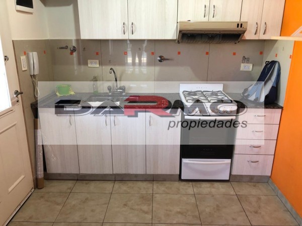 EXCELENTE PH 2 AMBIENTES EN ALQUILER TIPO DUPLEX CON PATIO  EN VILLA LUGANO