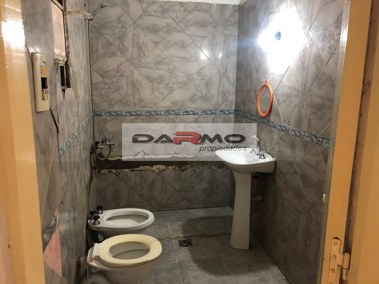 PH 4 AMB AL FRENTE CON GARAJE Y PATIO EN ALQUILER PARA USO COMERCIAL VILLA LUGANO