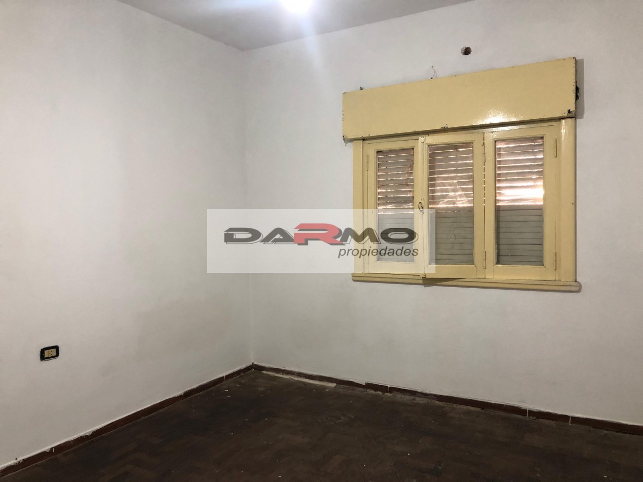 PH 4 AMB AL FRENTE CON GARAJE Y PATIO EN ALQUILER PARA USO COMERCIAL VILLA LUGANO
