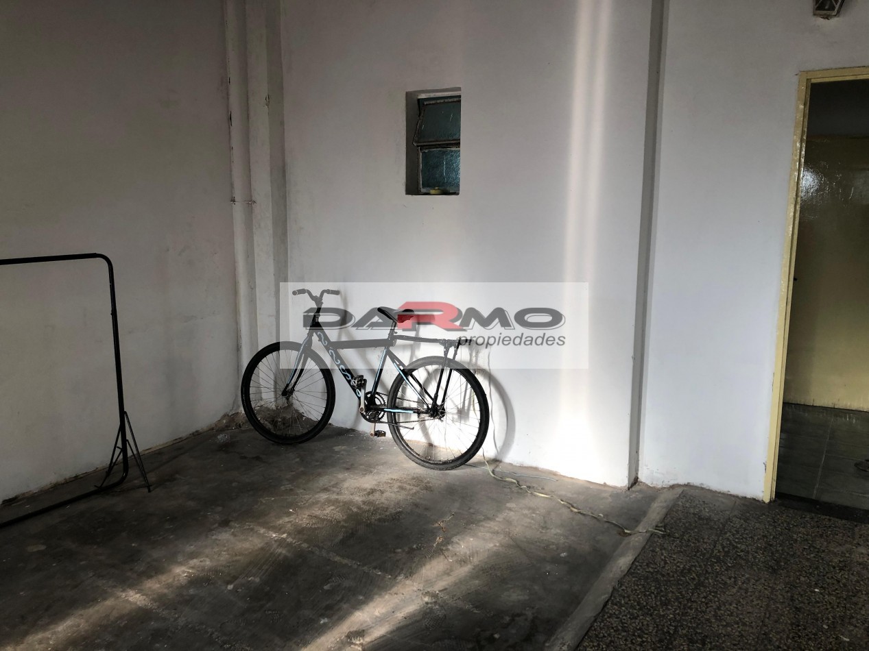 PH 4 AMB AL FRENTE CON GARAJE Y PATIO EN ALQUILER PARA USO COMERCIAL VILLA LUGANO