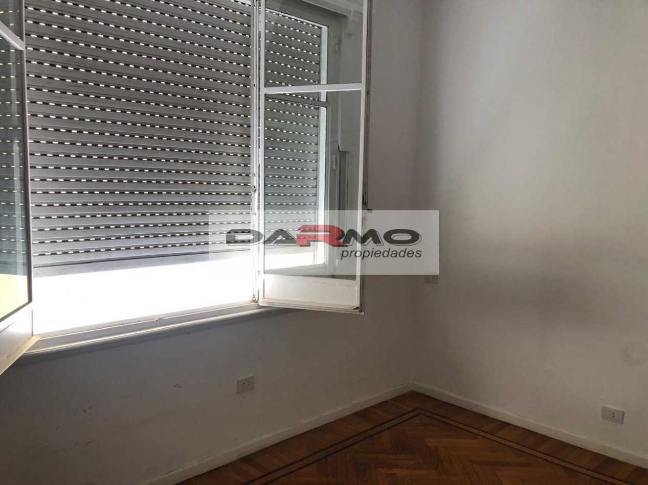 ALQUILER DEPARTAMENTO 3 AMB USO COMERCIAL BARRIO ONCE - LAVALLE Y PASO A METROS DE AV PUEYRREDON