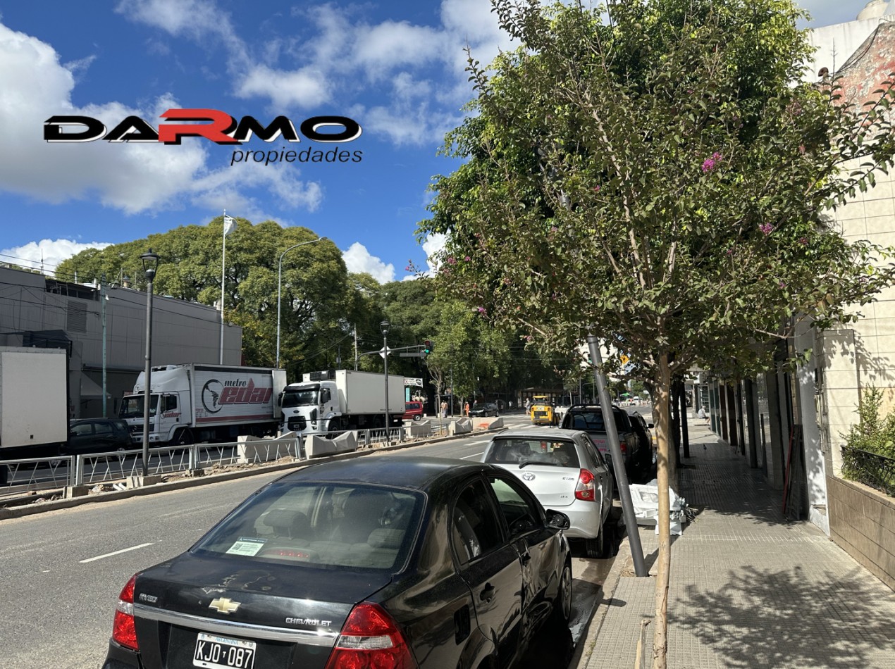 Casa con 4 PH en Av Cruz Frente a Plaza - Ideal Desarrollo Pb + 5 Pisos - Chilavert Villa Riachuelo