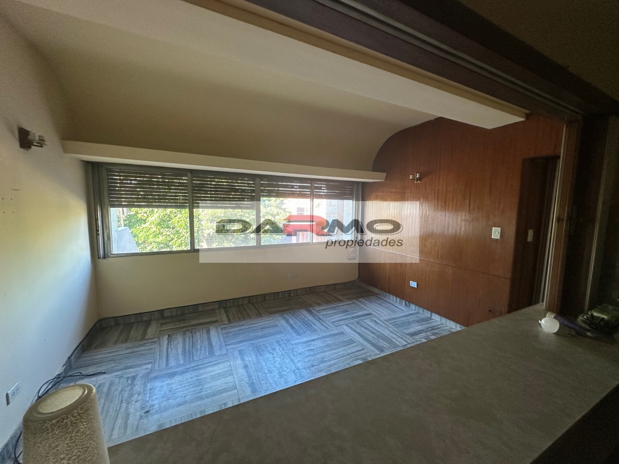 CASA DE 5 AMB EN VENTA VILLA LUGANO