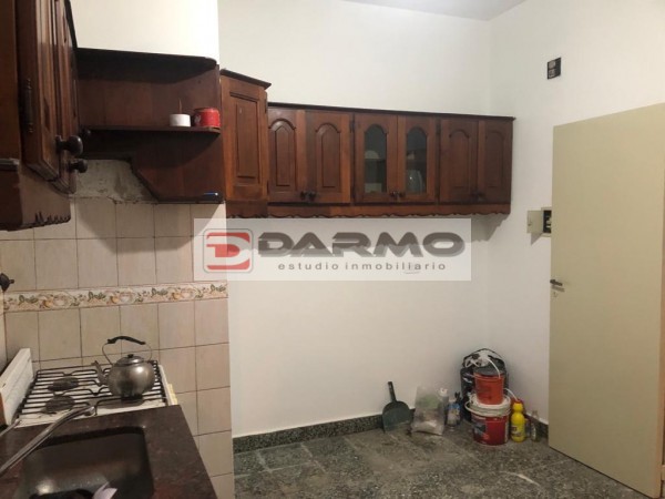 DEPARTAMENTO EN PLANTA BAJA DE 3 AMBIENTES CON GRAN PATIO CON JARDIN - VILLA LUGANO