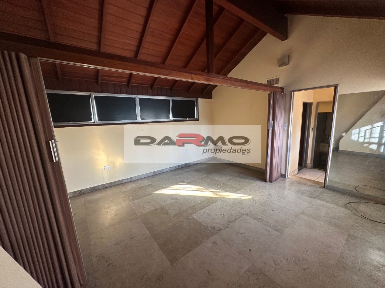 CASA DE 5 AMB EN VENTA VILLA LUGANO