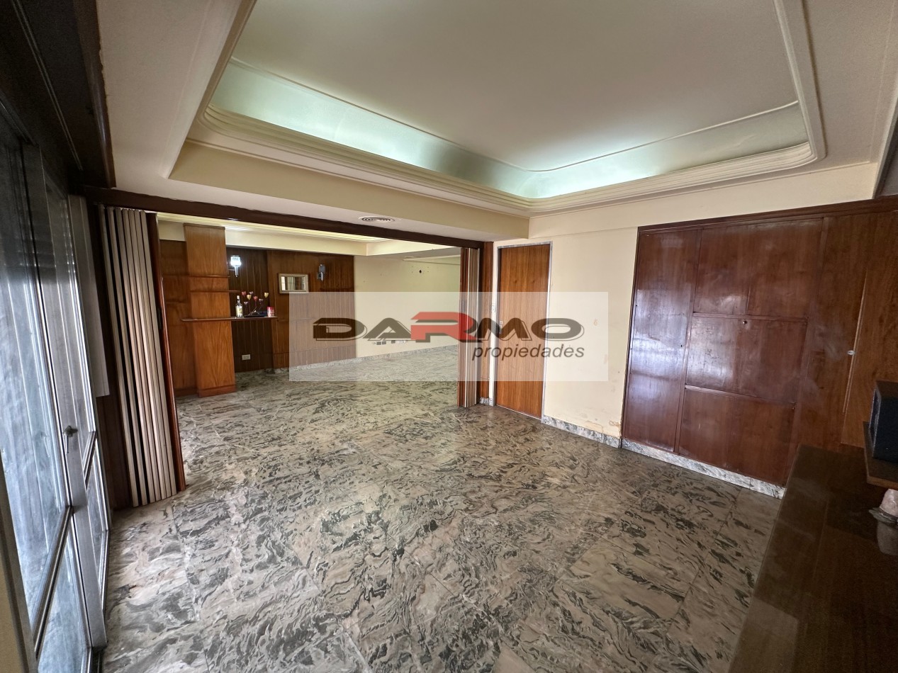 CASA DE 5 AMB EN VENTA VILLA LUGANO