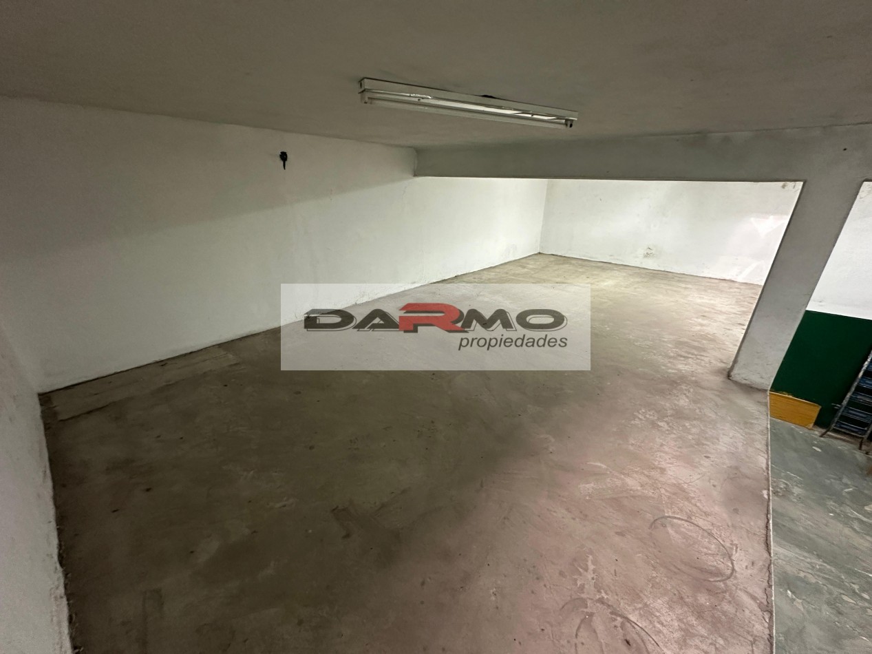 ALQUILER EXCELENTE GALPON INTERNO IDEAL TALLER COSTURA, CALZADO, DEPOSITO, ETC. 150 M2 APROX EN VILLA SOLDATI