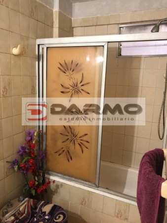 EXCELENTE DEPARTAMENTO 3 AMBIENTES CON AMPLIO PATIO EN PLANTA BAJA, SOBRE BOULEVAR RIESTRA - VILLA LUGANO