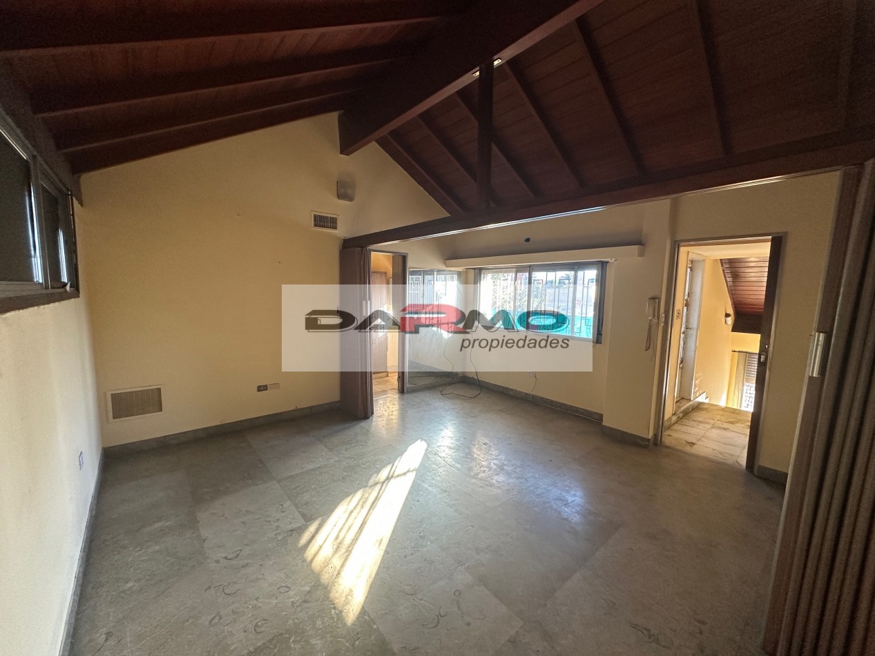 CASA DE 5 AMB EN VENTA VILLA LUGANO