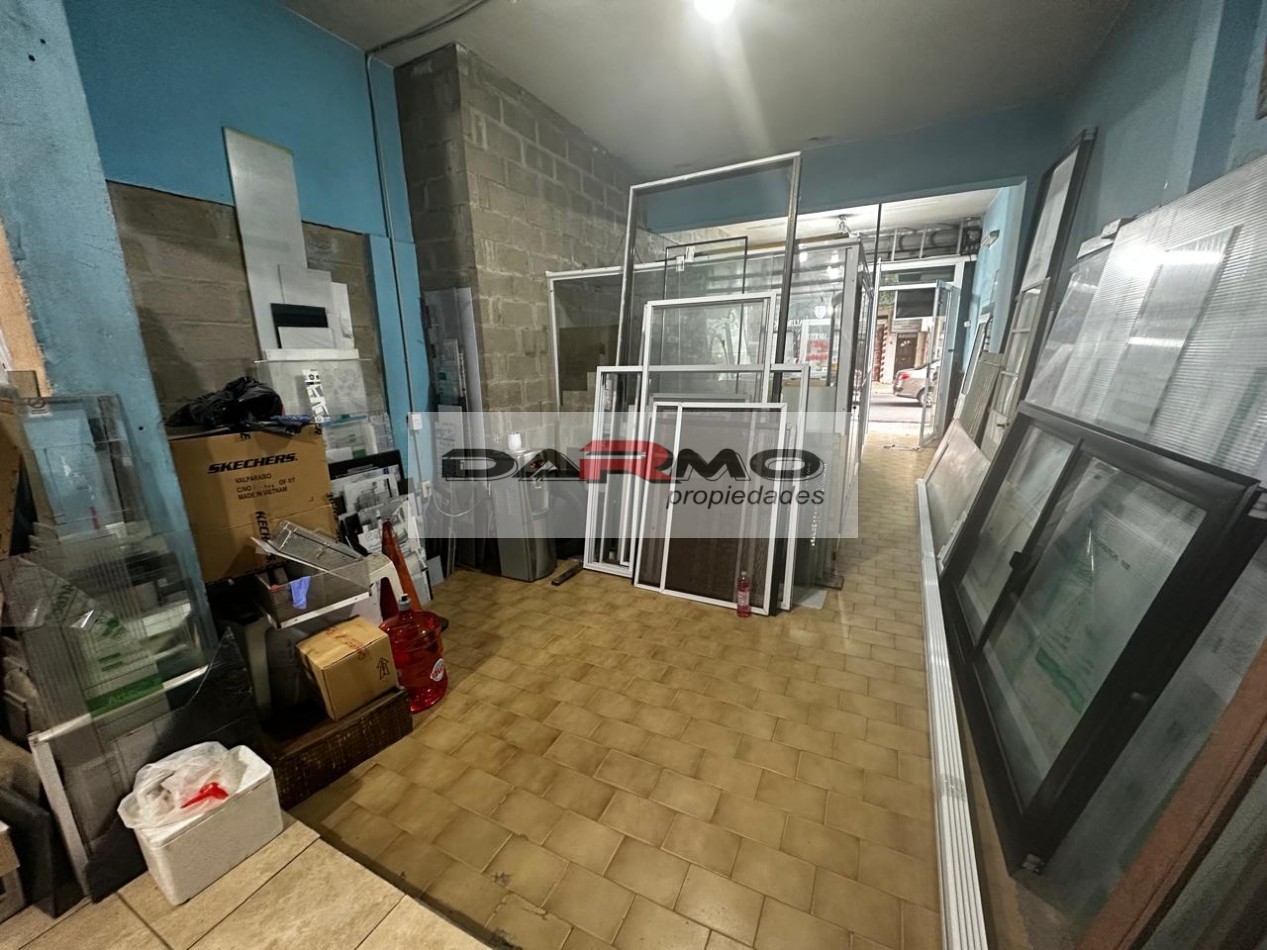 Excelente Local Comercial en Venta Centro Chilavert - Villa Lugano