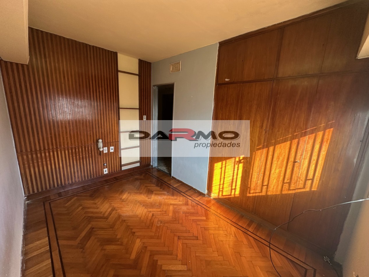 CASA DE 5 AMB EN VENTA VILLA LUGANO