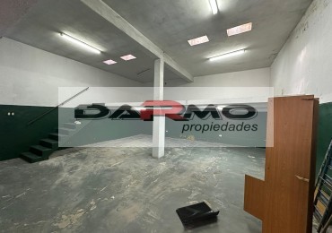 ALQUILER EXCELENTE GALPON INTERNO IDEAL TALLER COSTURA, CALZADO, DEPOSITO, ETC. 150 M2 APROX EN VILLA SOLDATI 